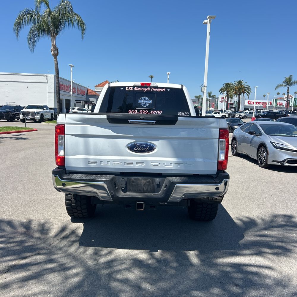2017 Ford F-250 Super Duty Lariat