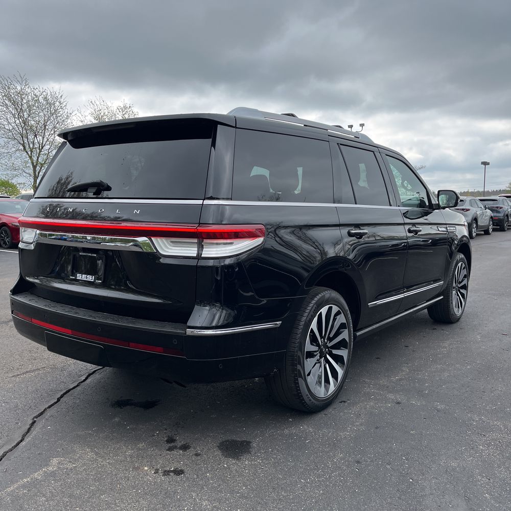 2022 Lincoln Navigator Reserve
