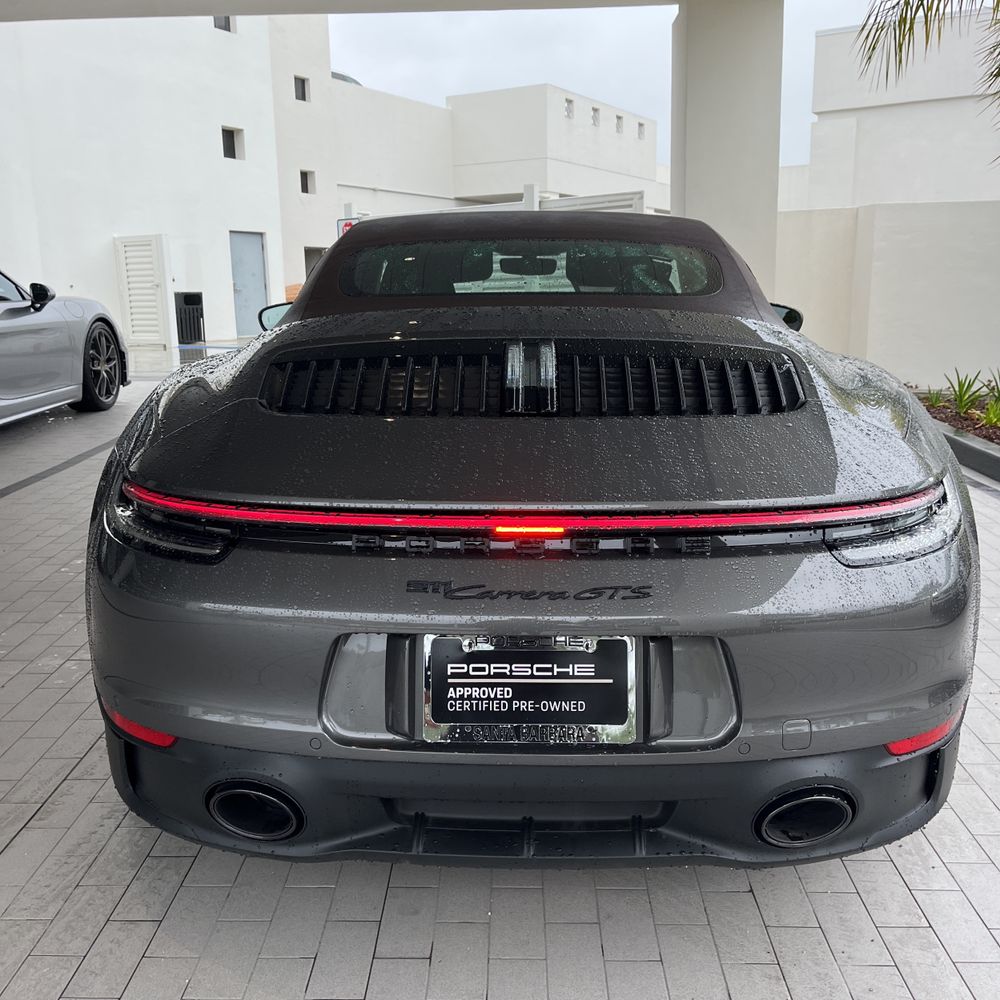 2023 Porsche 911 Carrera GTS