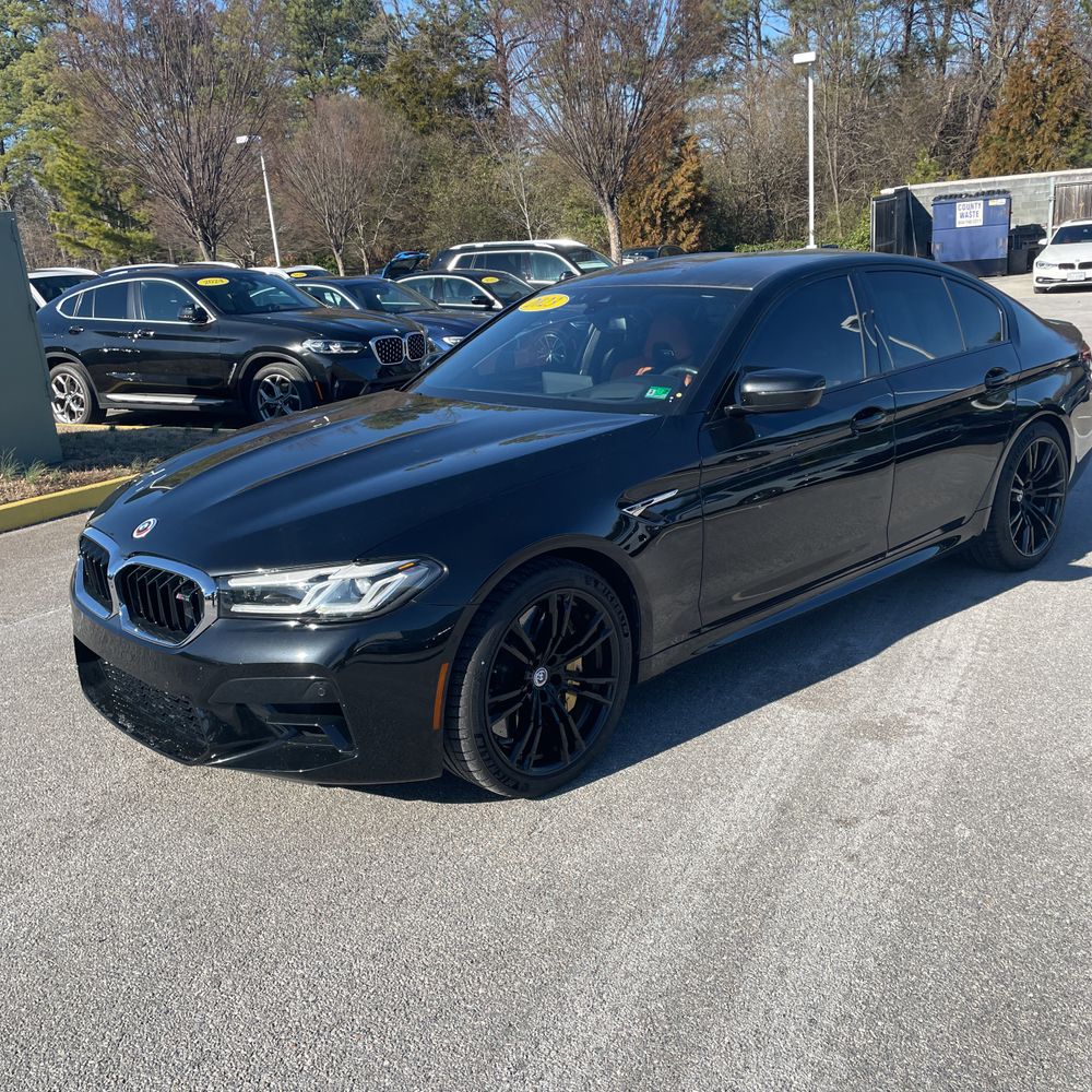 2023 BMW M5