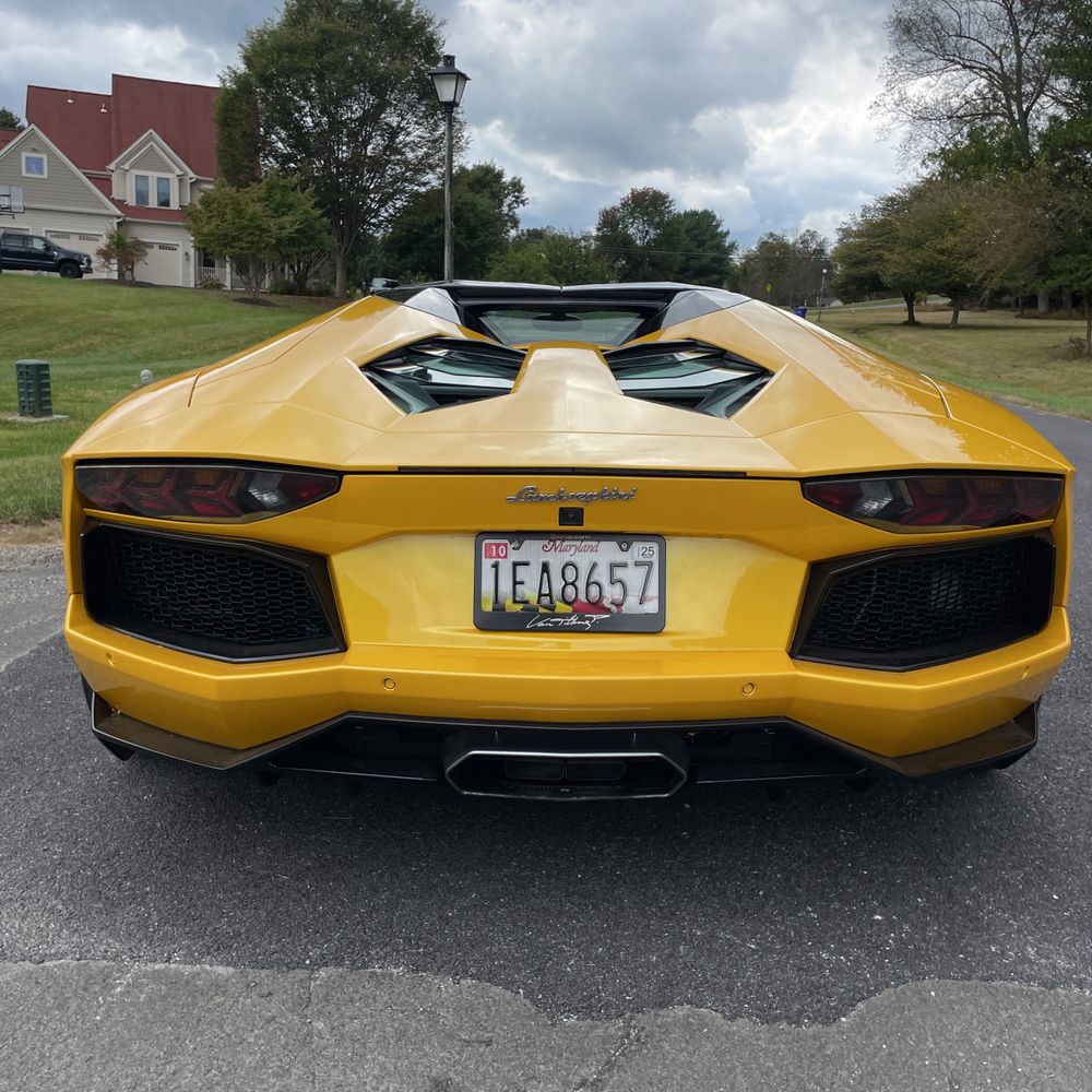 2014 Lamborghini Aventador
