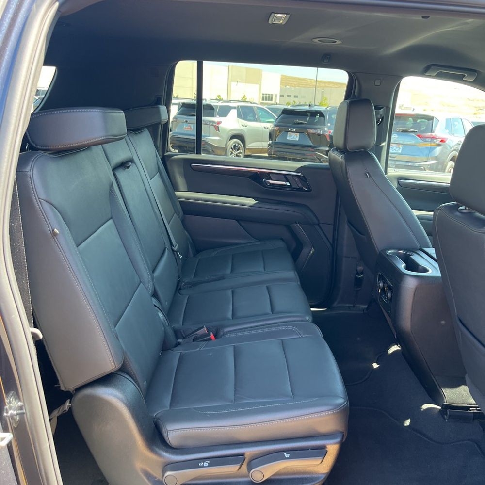 2025 Chevrolet Suburban Z71