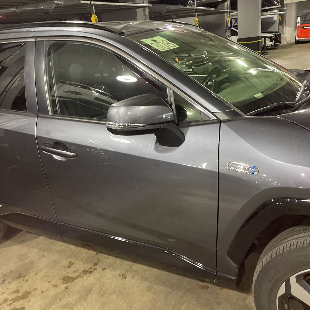 2024 Toyota RAV4 Prime SE