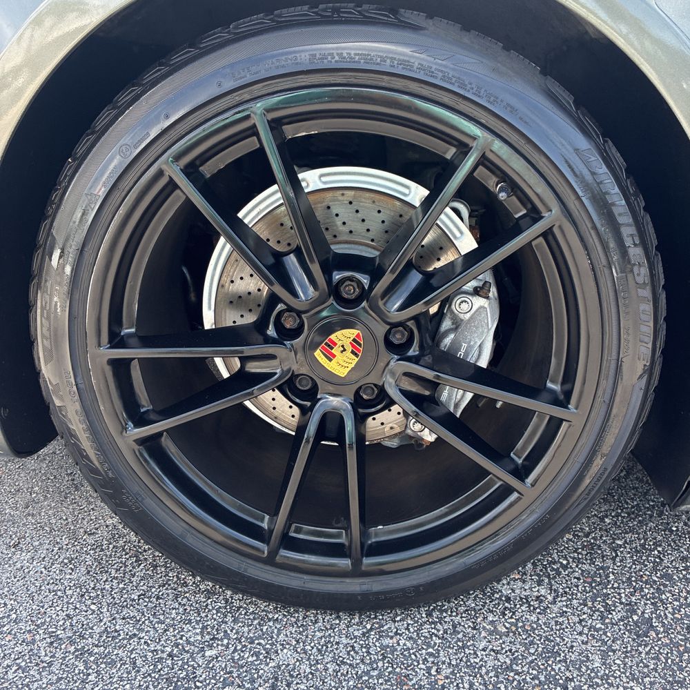 2020 Porsche 911 Carrera Cabriolet