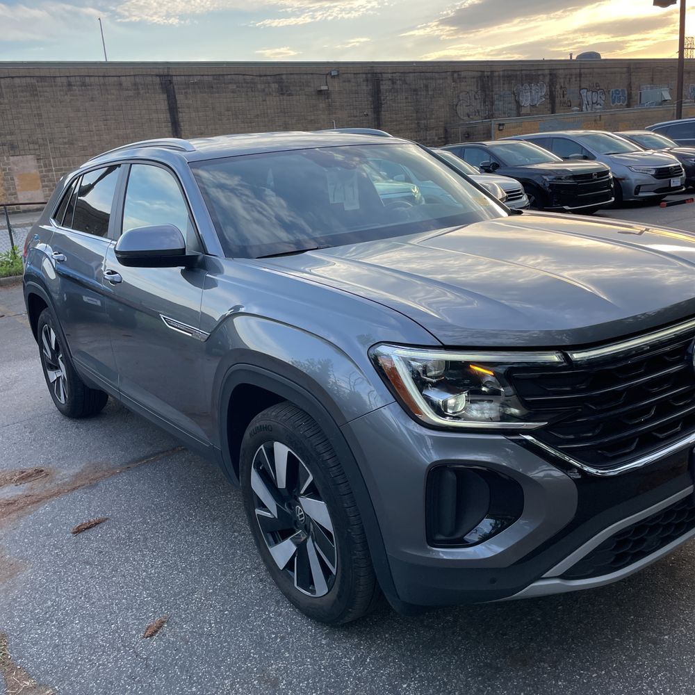 2024 Volkswagen Atlas Cross Sport SE 4Motion