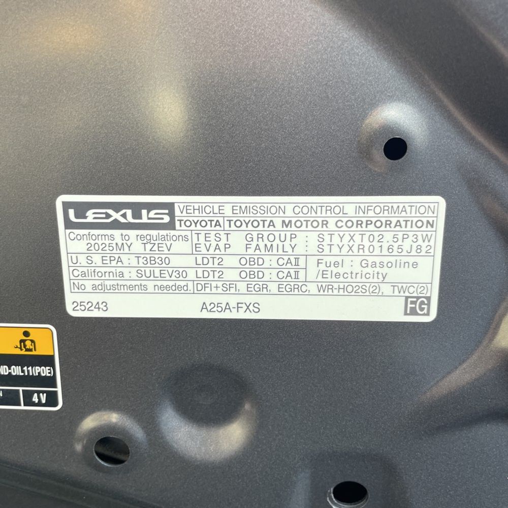 2025 Lexus NX 450h+ F SPORT Handling