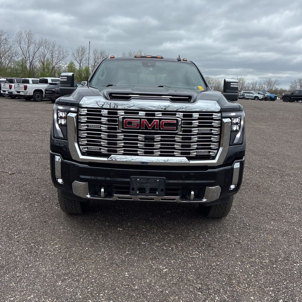 2024 GMC Sierra 2500 Denali
