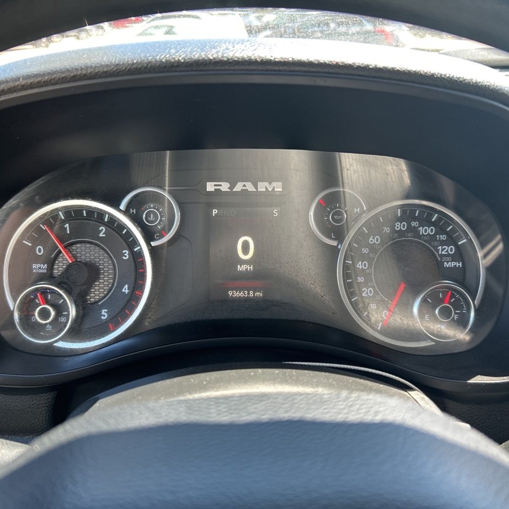 2024 Ram 3500 Chassis Tradesman/SLT/Laramie/Limited