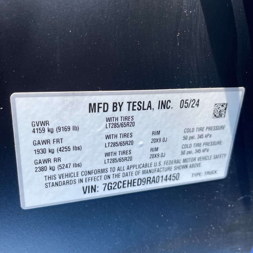 2024 Tesla Cybertruck Base