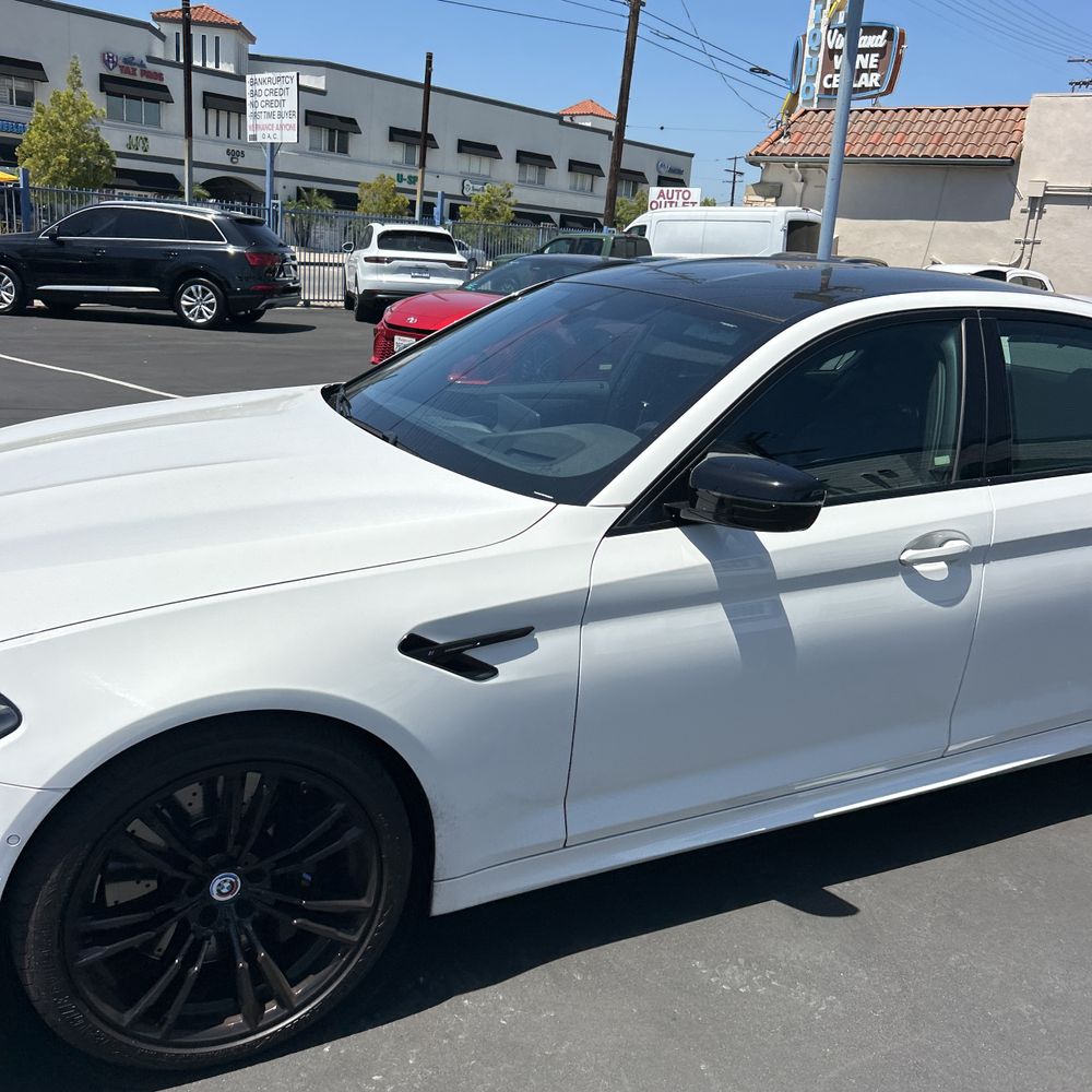 2023 BMW M5 Base