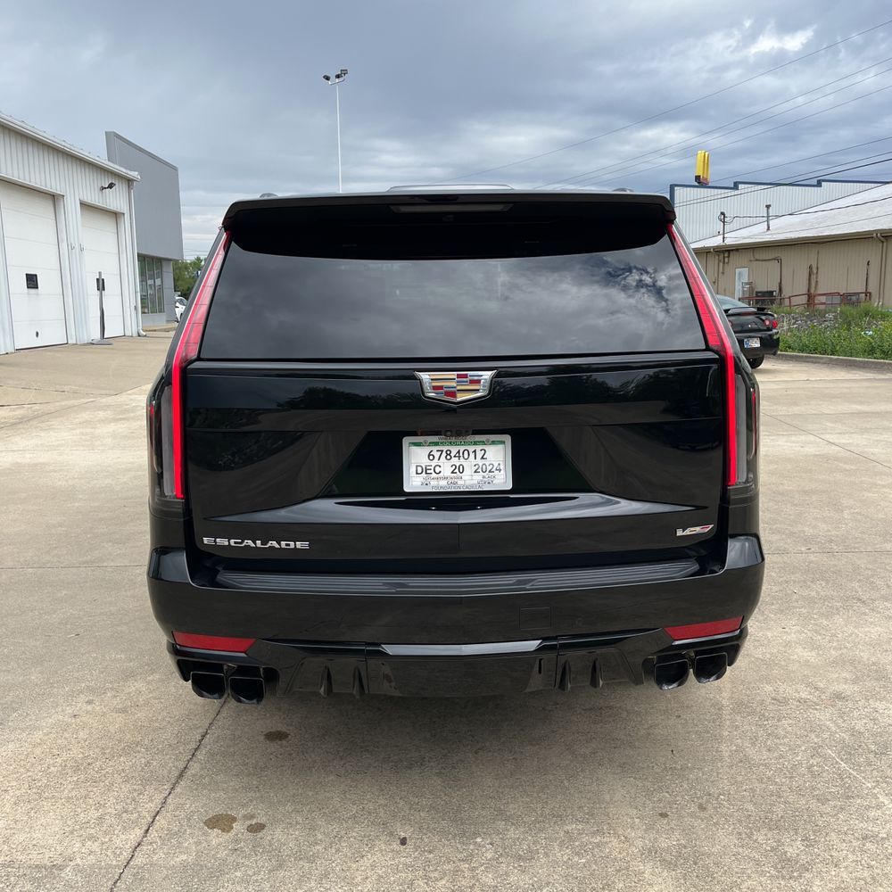 2024 Cadillac Escalade-V Base