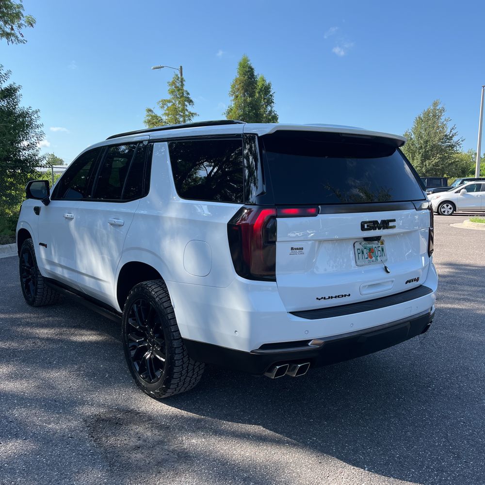 2025 GMC Yukon AT4 Ultimate