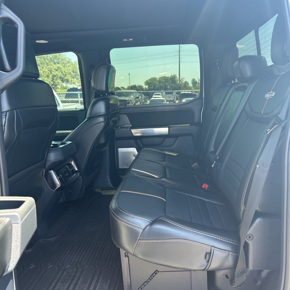 2023 Ford F-450 Super Duty Platinum
