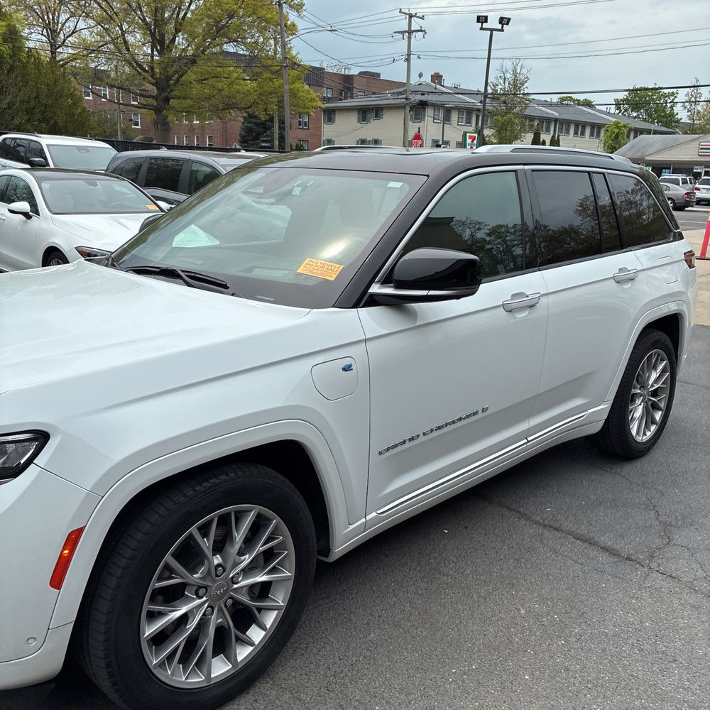 2022 Jeep Grand Cherokee 4xe Summit 4x4