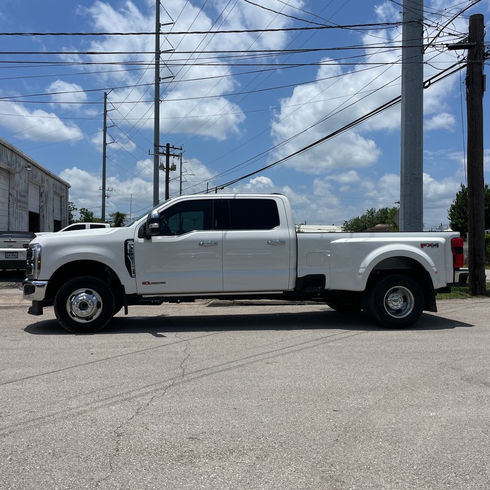 2024 Ford F-350 Super Duty Lariat