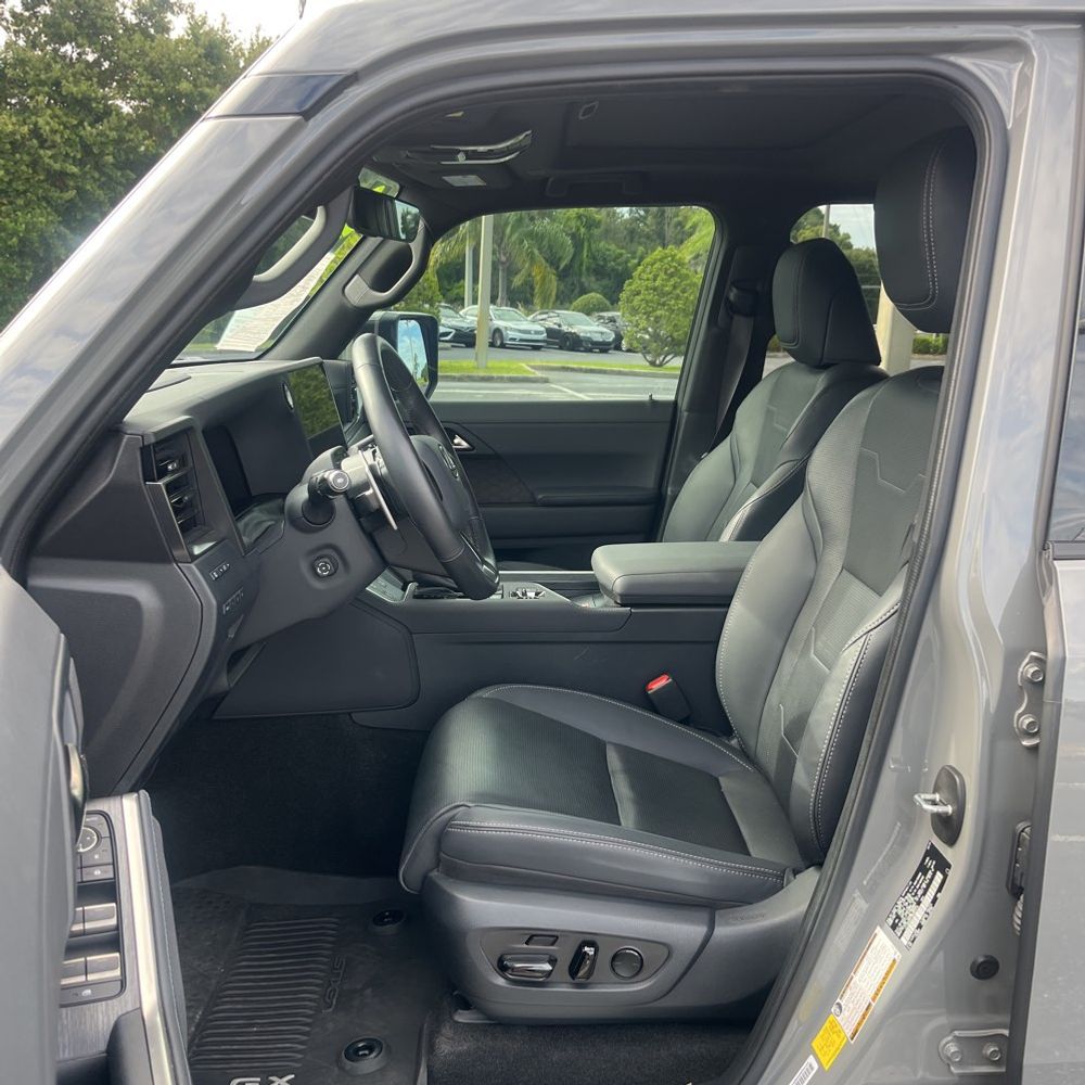 2024 Lexus GX 550 Luxury