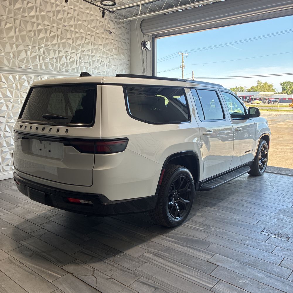2025 Jeep Wagoneer L Series II Carbide 4x4