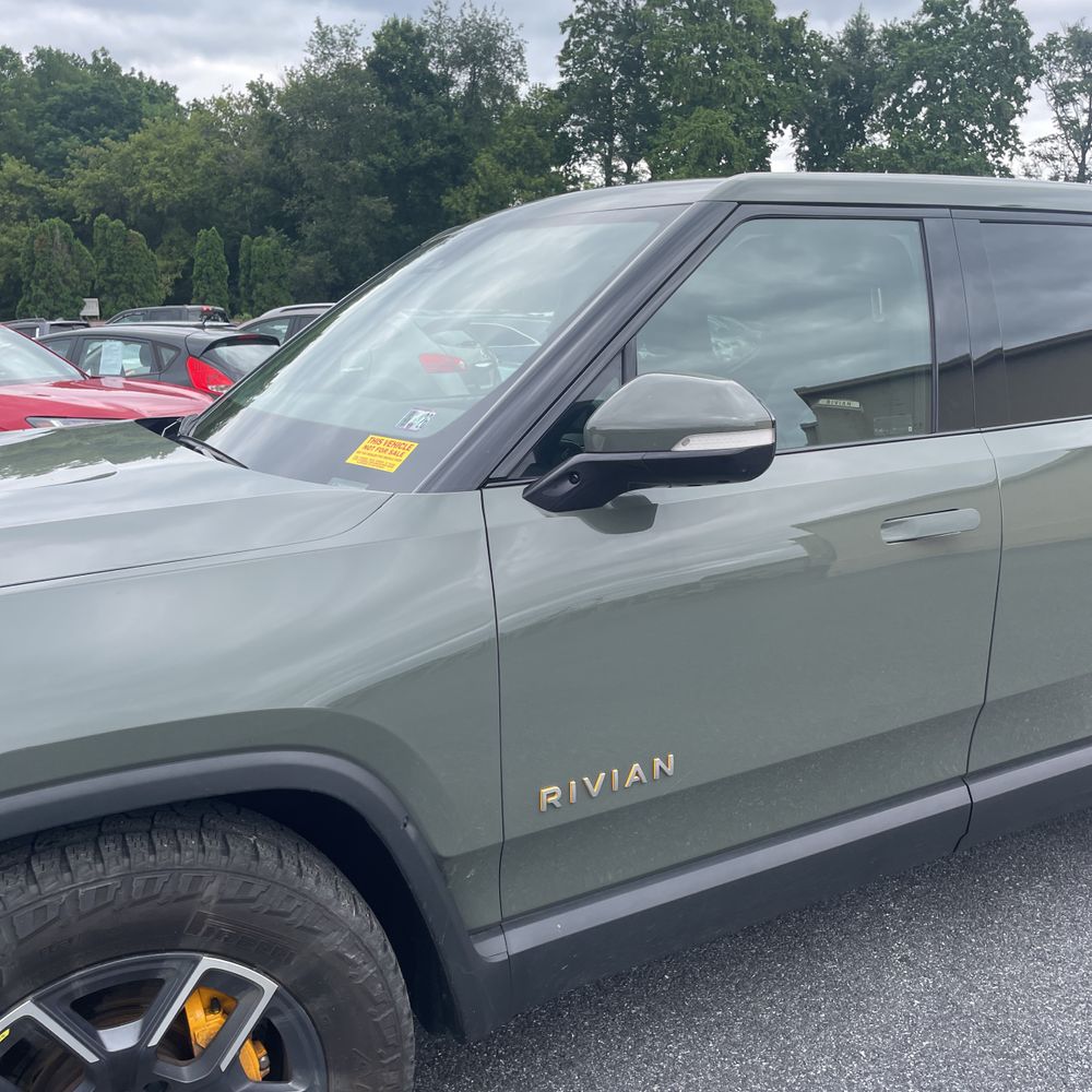 2022 Rivian R1T Launch Edition