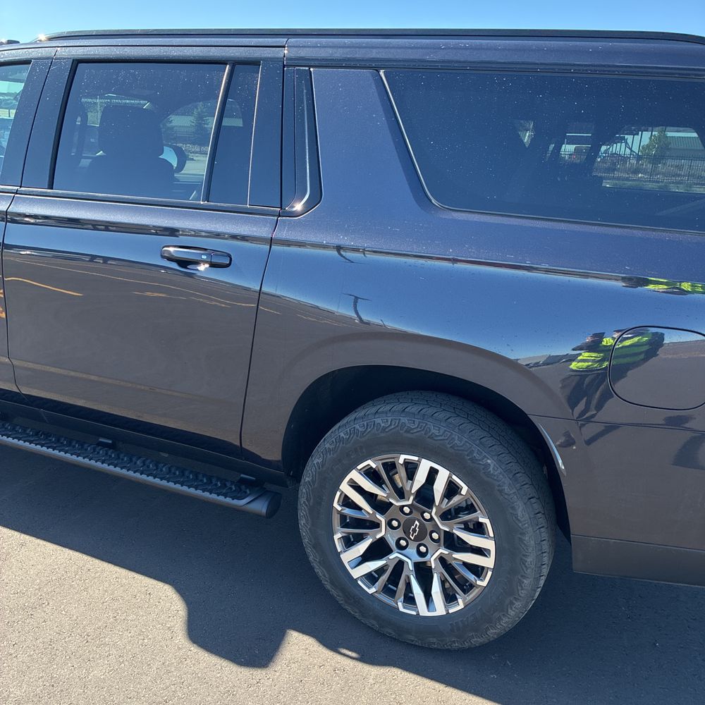 2025 Chevrolet Suburban Z71