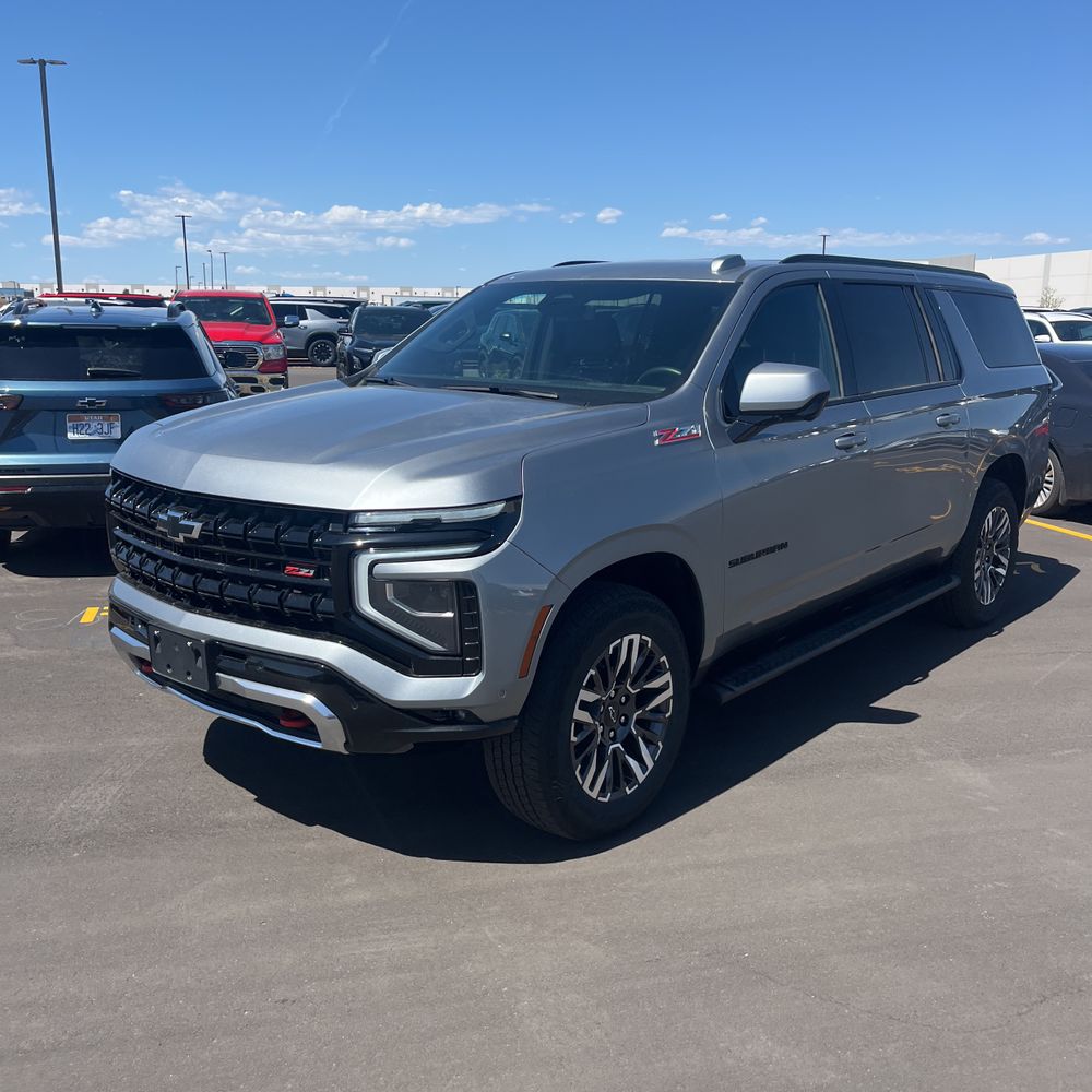 2025 Chevrolet Suburban Z71
