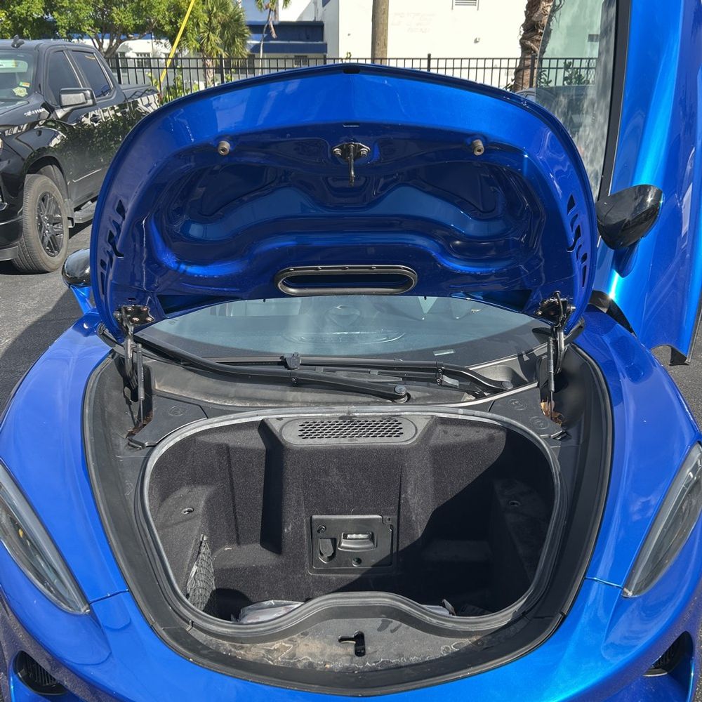 2021 McLaren GT  2D Coupe