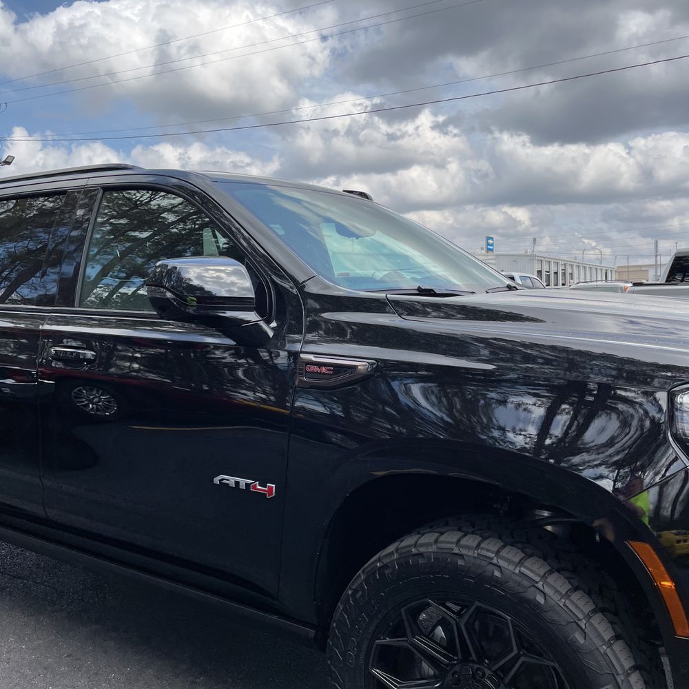2025 GMC Yukon AT4 Ultimate