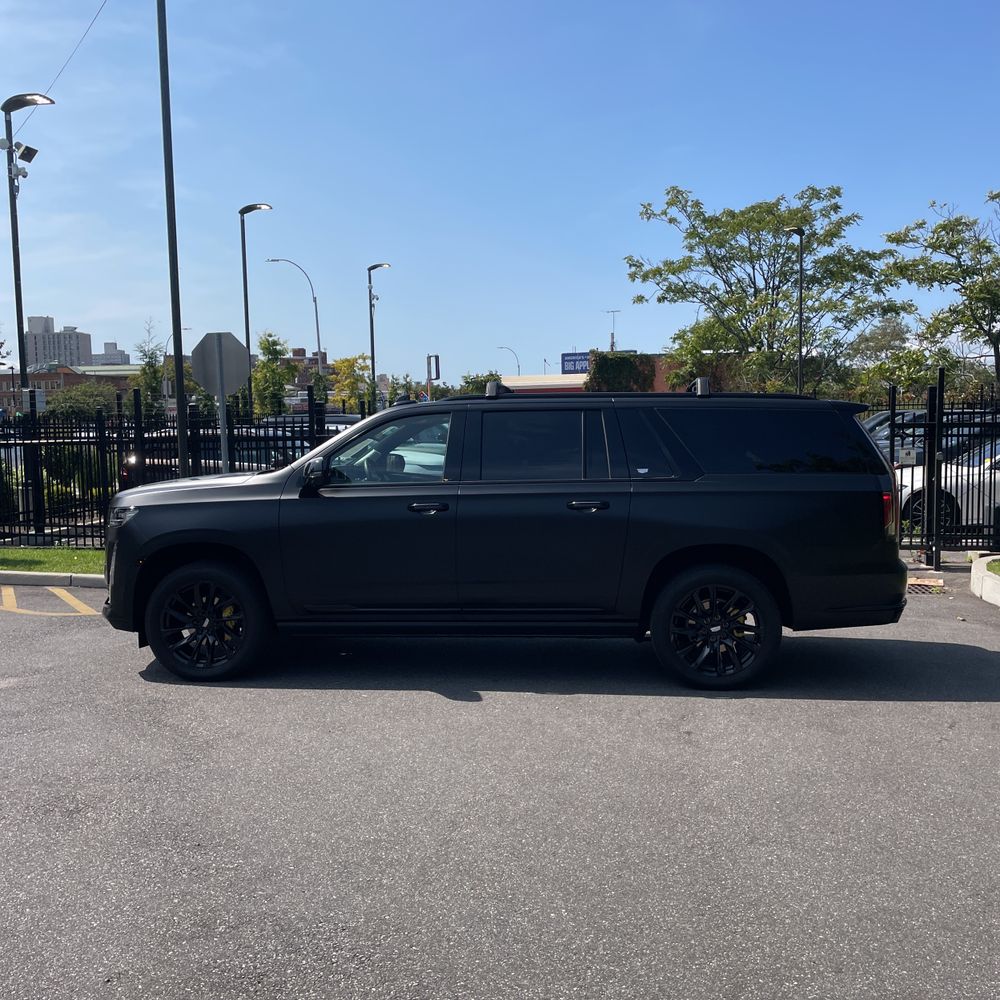 2024 Cadillac Escalade ESV Sport Platinum
