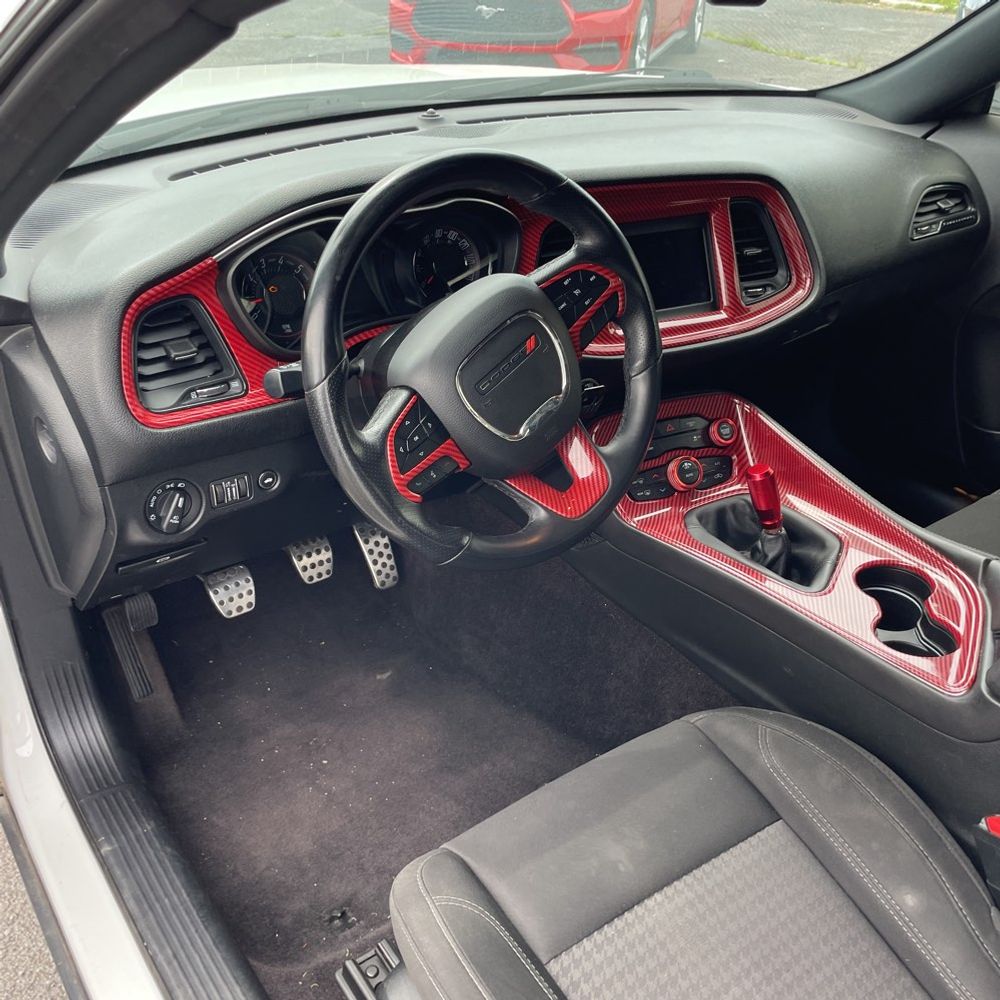 2018 Dodge Challenger R/T photo 36