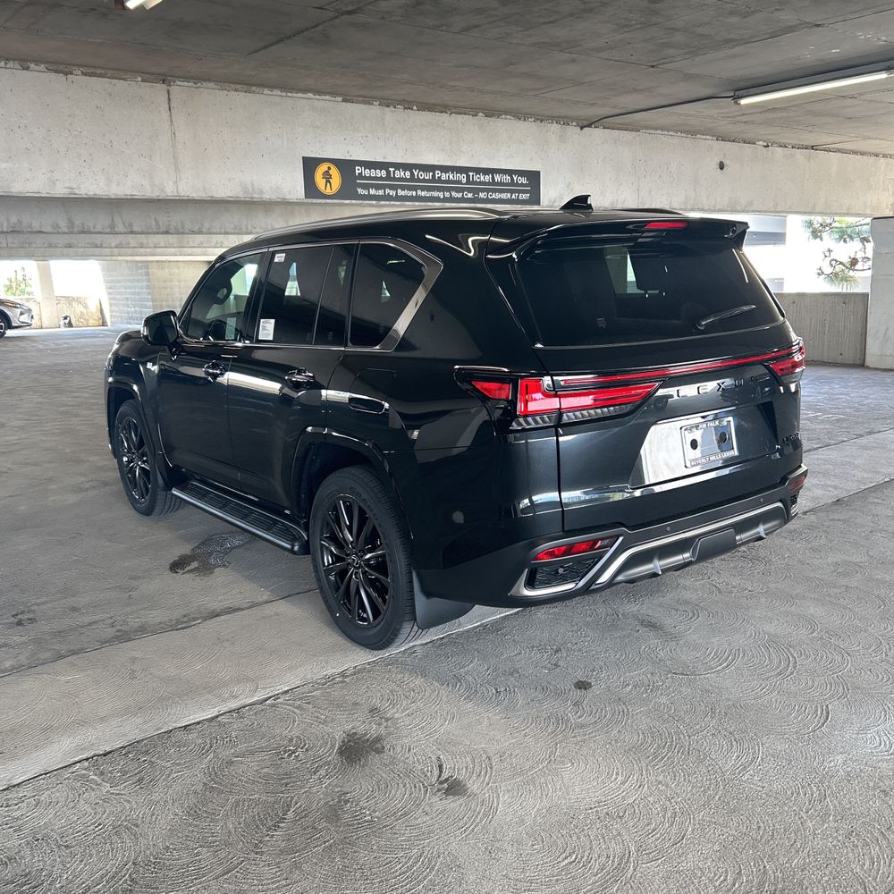 2025 Lexus LX-Series LX600 F Sport