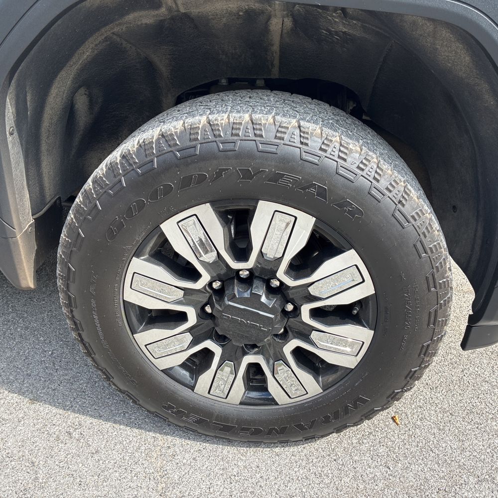 2025 GMC Sierra 3500 Denali
