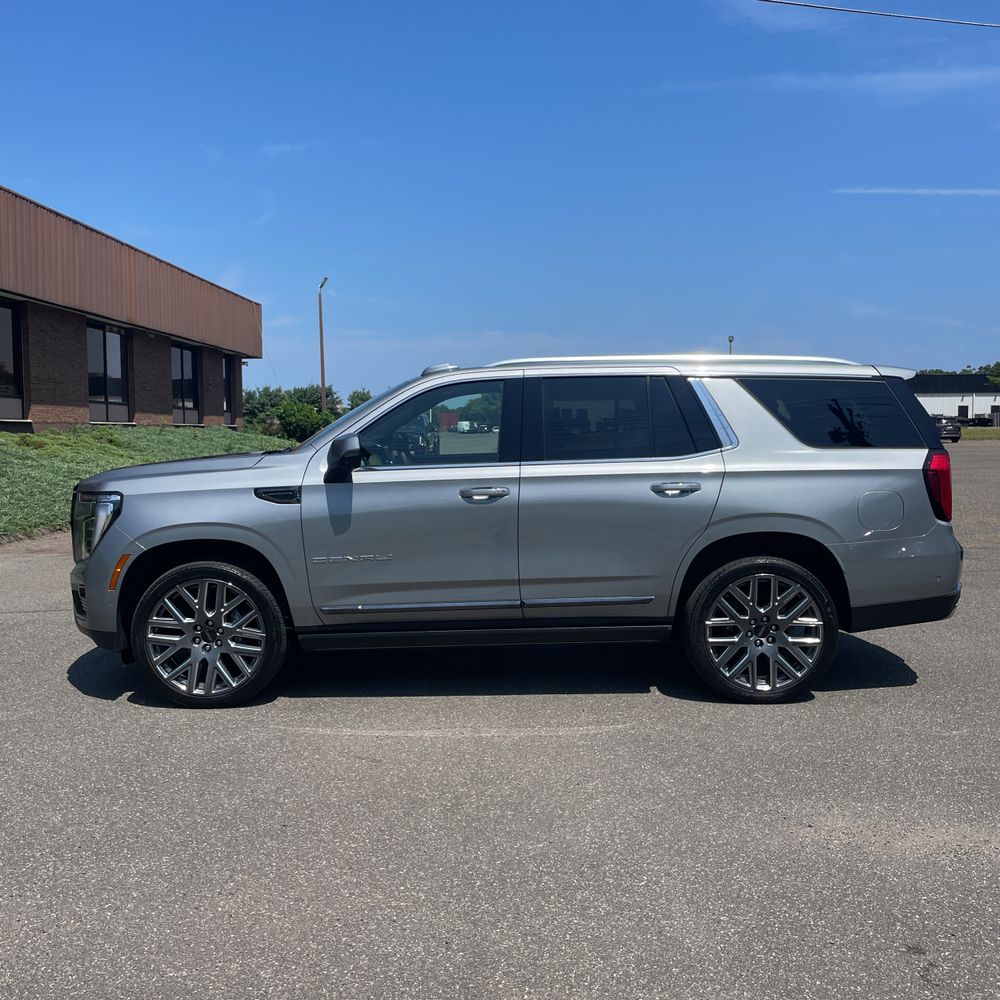 2025 GMC Yukon Denali Ultimate