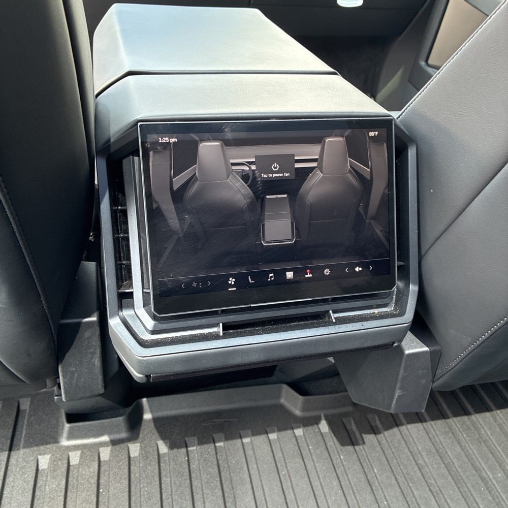 2024 Tesla Cybertruck Base