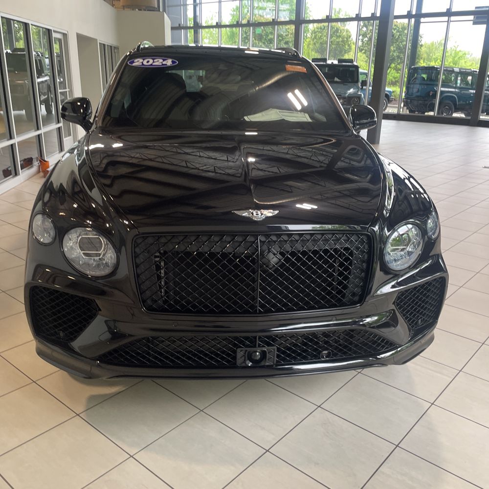 2024 Bentley Bentayga Base