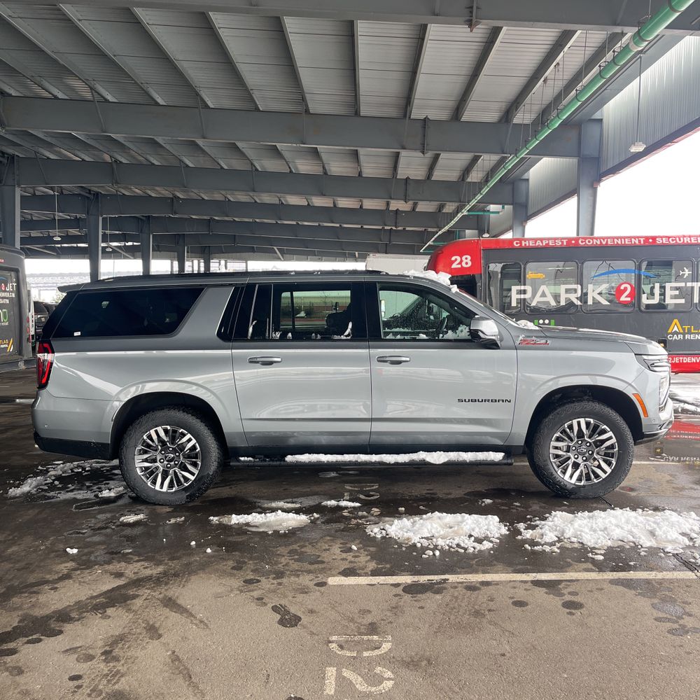 2025 Chevrolet Suburban Z71