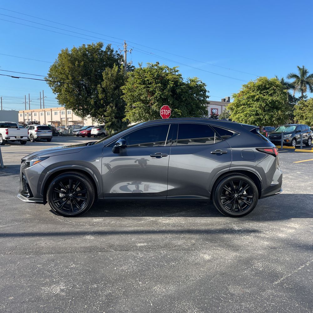2025 Lexus NX 450h+ F SPORT Handling