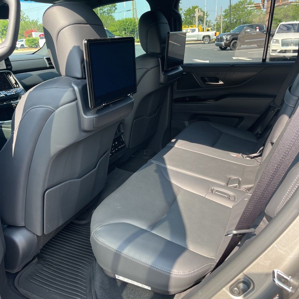 2024 Lexus LX 600 Luxury