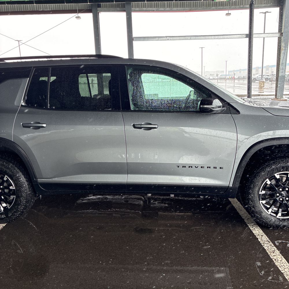 2025 Chevrolet Traverse Z71