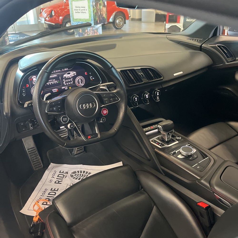 2017 Audi R8 V10 Plus
