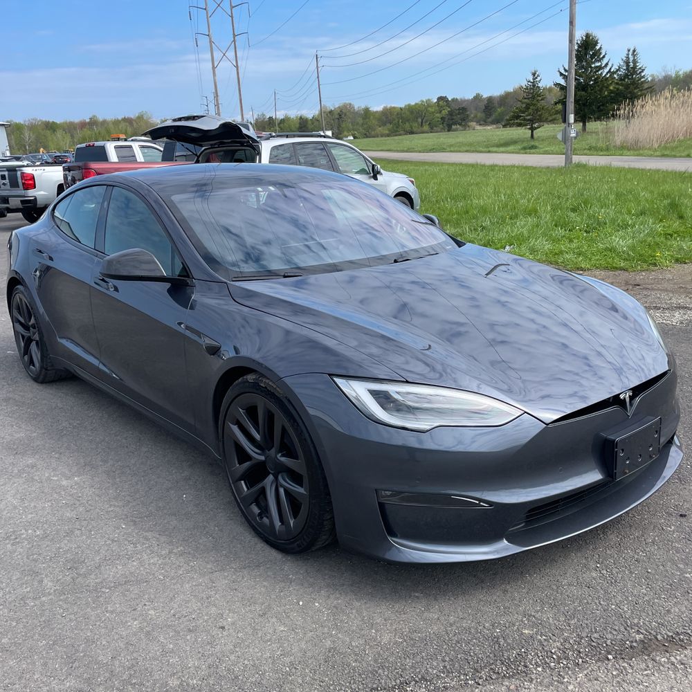 2022 Tesla Model S Base