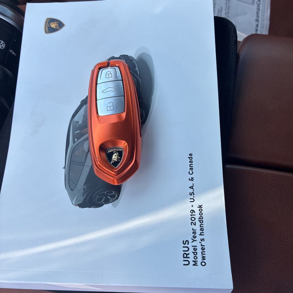 2019 Lamborghini Urus