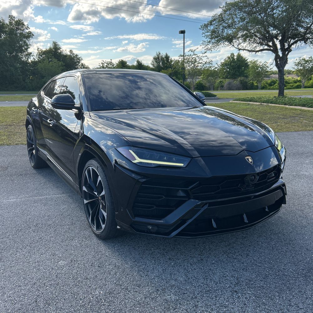 2019 Lamborghini Urus