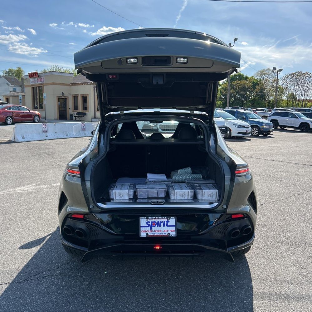 2024 Aston Martin DBX 707