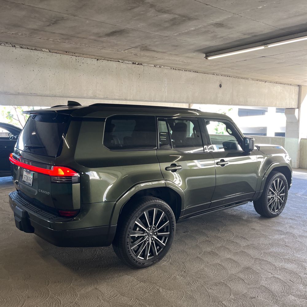 2025 Lexus GX 550 Luxury+