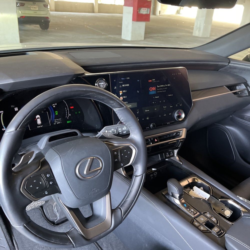 2024 Lexus RX 450h+ Luxury