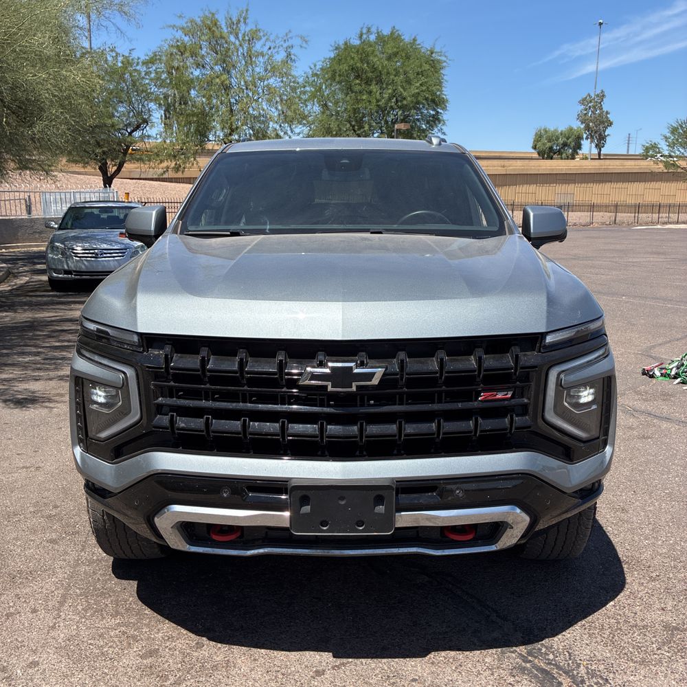 2025 Chevrolet Suburban Z71