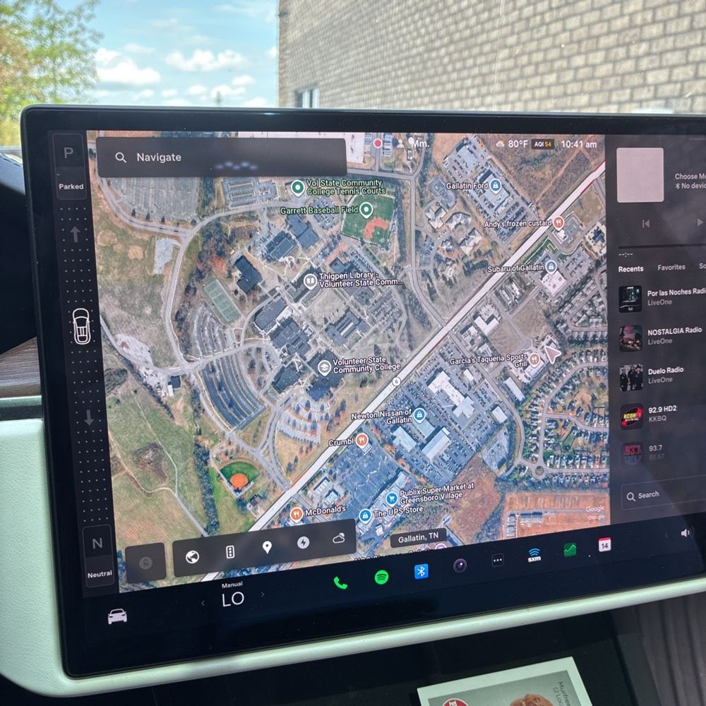 2022 Tesla Model X Base