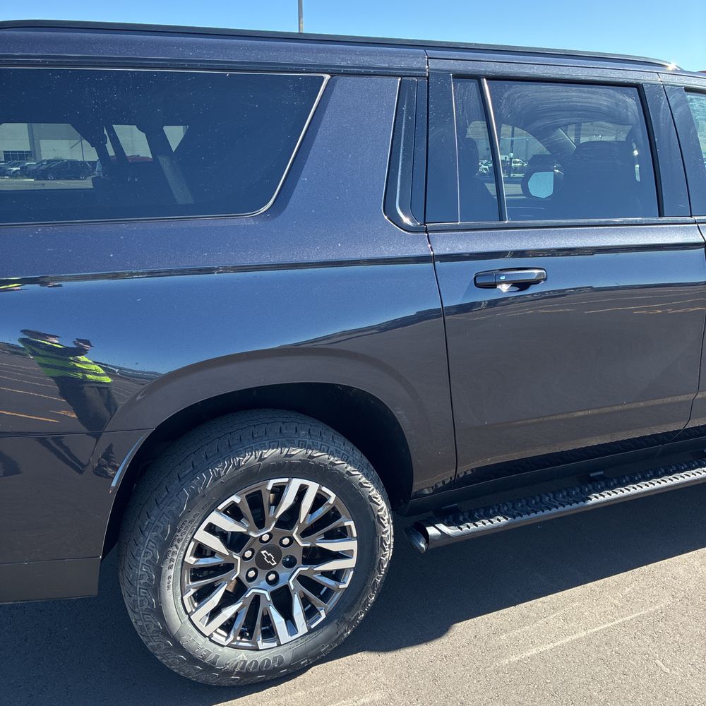 2025 Chevrolet Suburban Z71