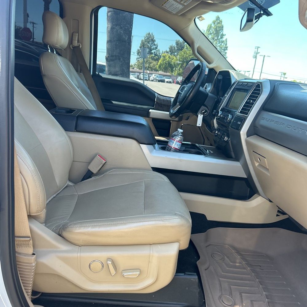 2017 Ford F-250 Super Duty Lariat