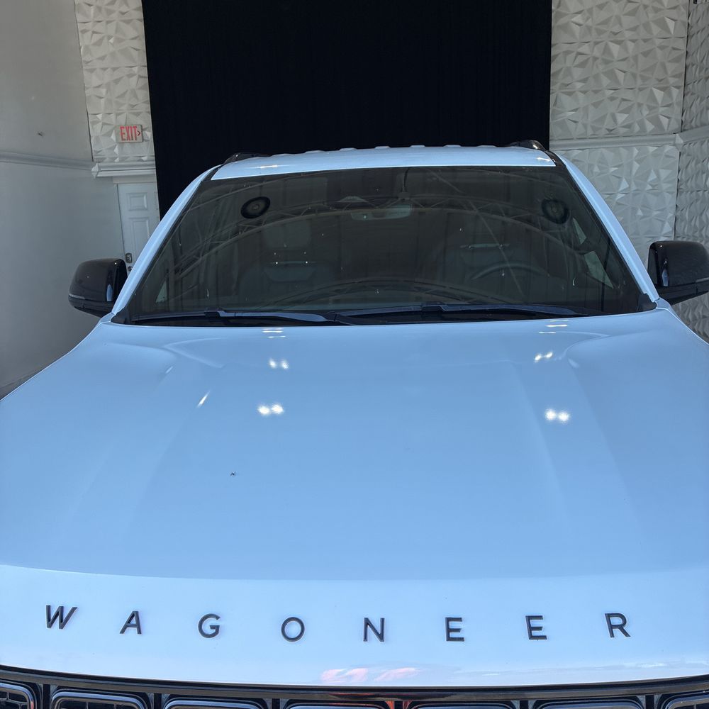 2025 Jeep Wagoneer L Series II Carbide 4x4