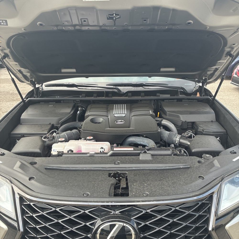 2024 Lexus LX 600 F SPORT Handling